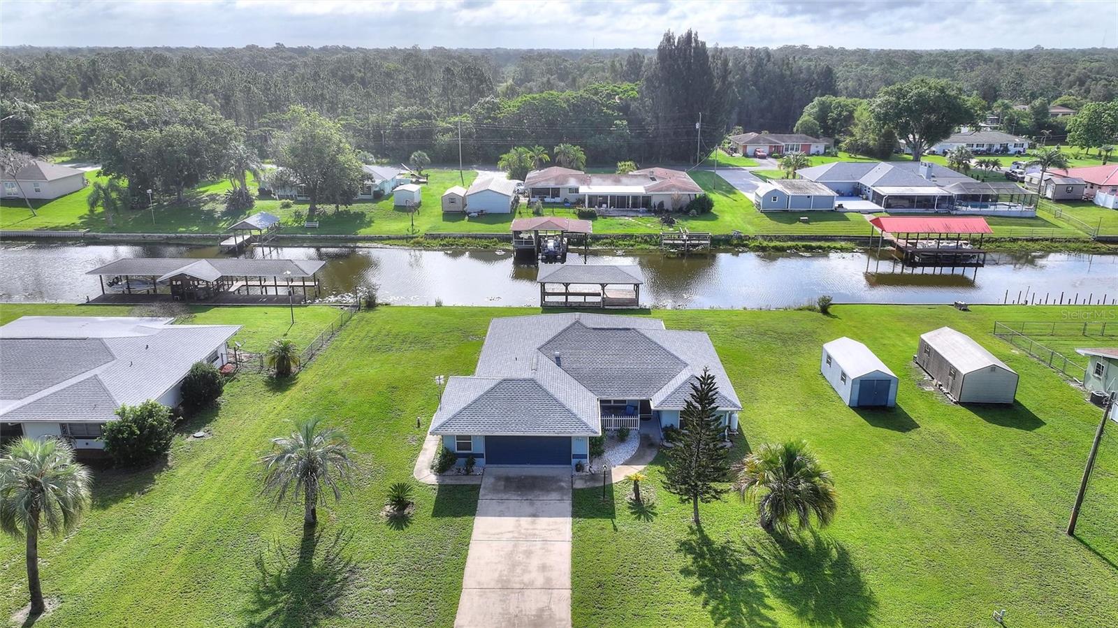 6225 AMARYLLIS DR, INDIAN LAKE ESTATES, FL, 33855
