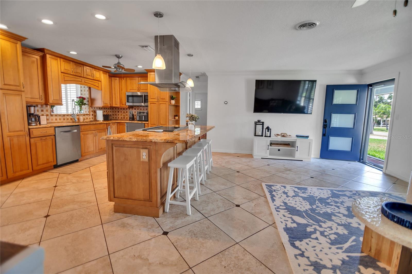 6567 HILLSIDE AVE, SEMINOLE, FL, 33772