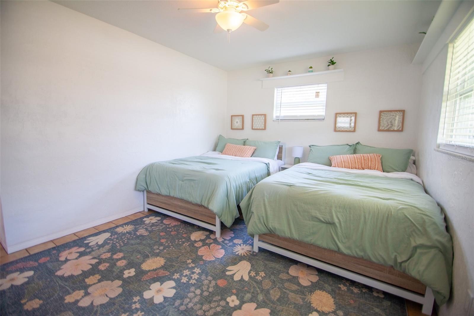 6567 HILLSIDE AVE, SEMINOLE, FL, 33772