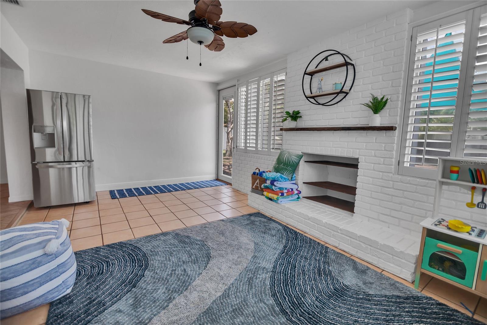 6567 HILLSIDE AVE, SEMINOLE, FL, 33772