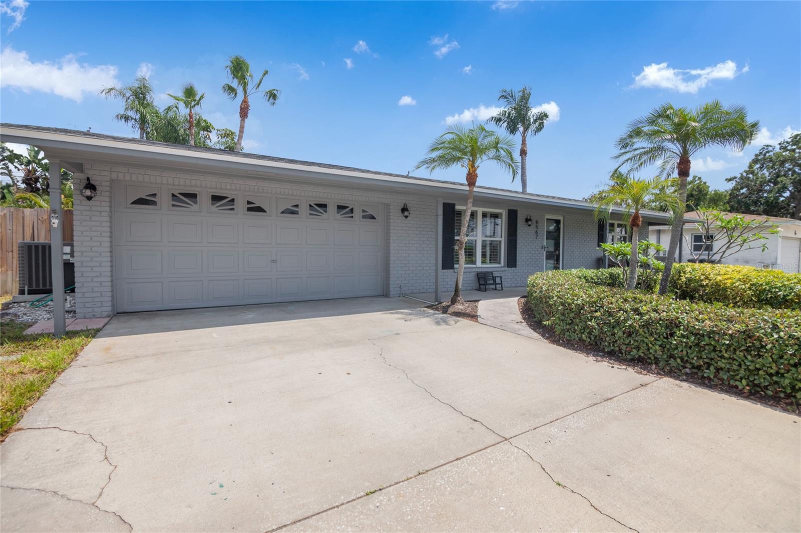 6567 HILLSIDE AVE, SEMINOLE, FL, 33772