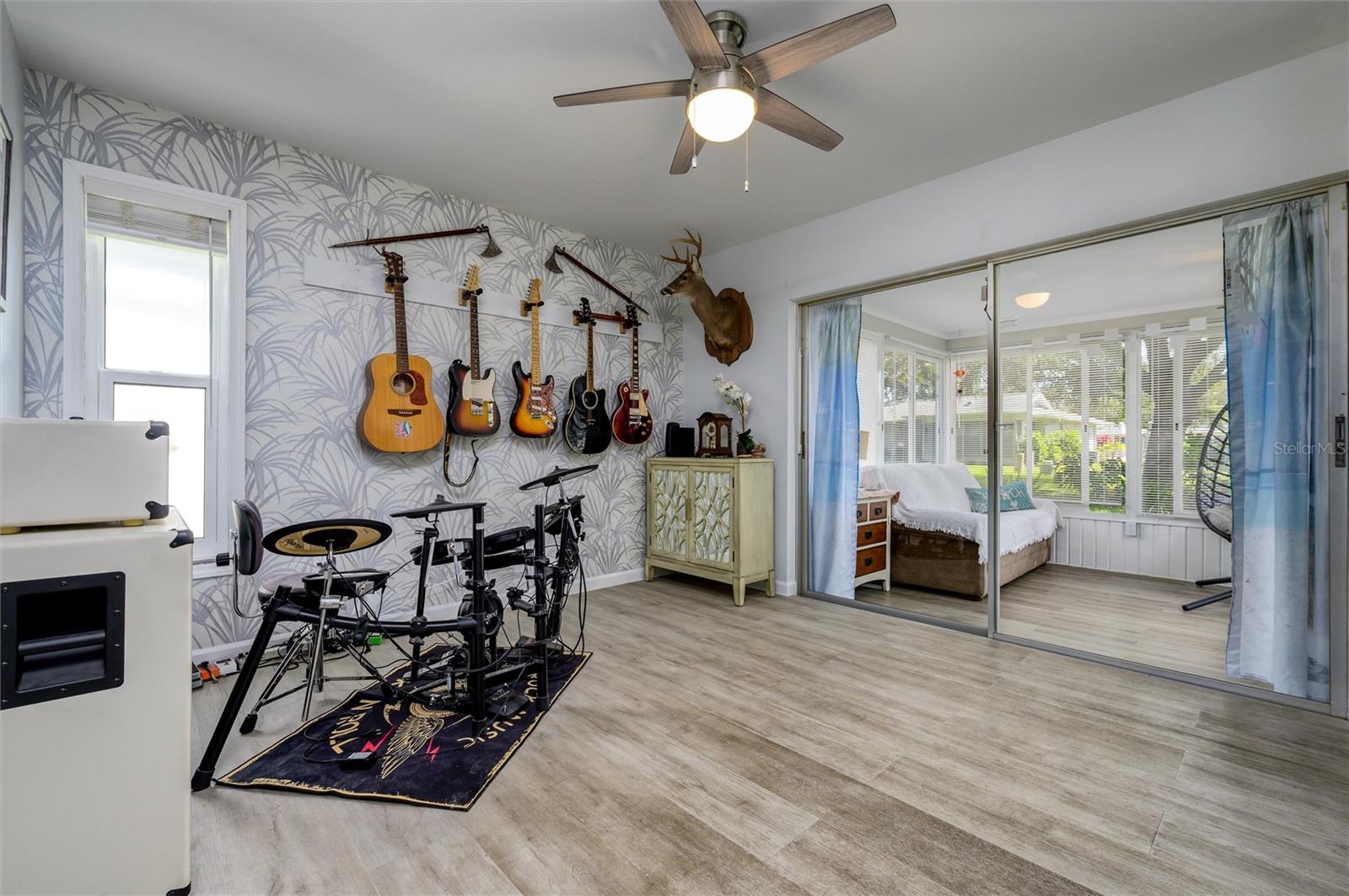 1472 QUEEN ANNE DR, PALM HARBOR, FL, 34684