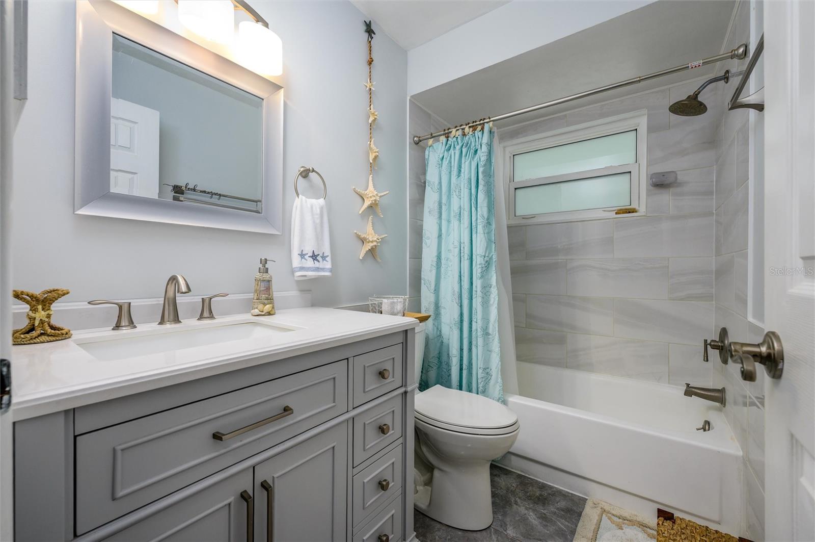 1472 QUEEN ANNE DR, PALM HARBOR, FL, 34684