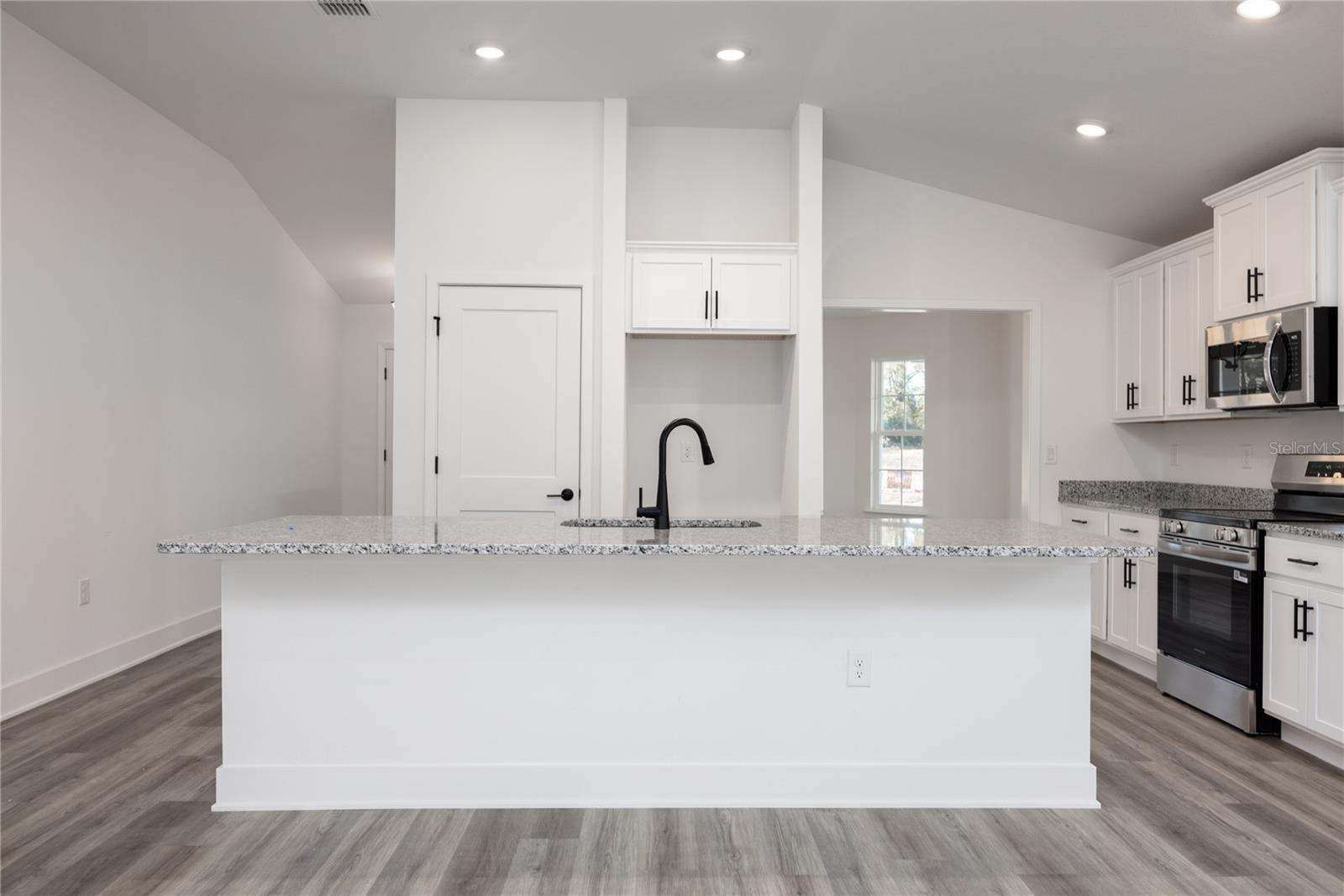 25039 SW 250TH PL, NEWBERRY, FL, 32669