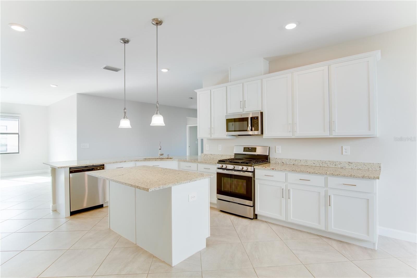 5040 SEAFOAM TRL, BRADENTON, FL, 34211