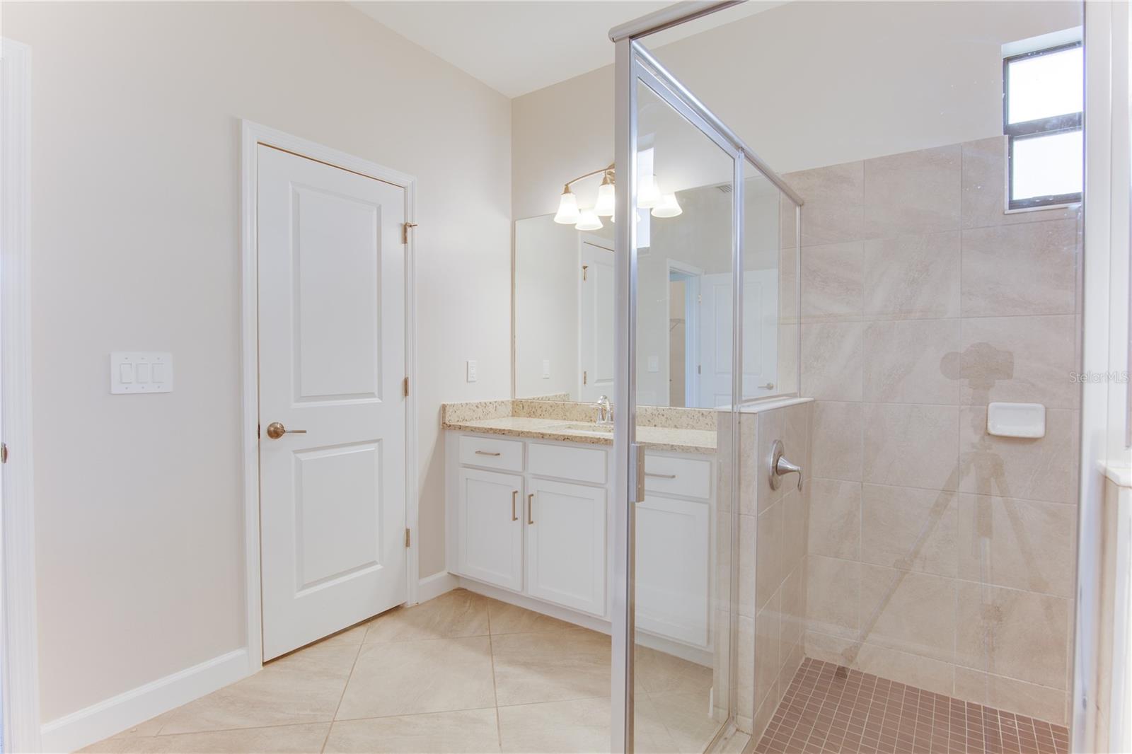 5040 SEAFOAM TRL, BRADENTON, FL, 34211