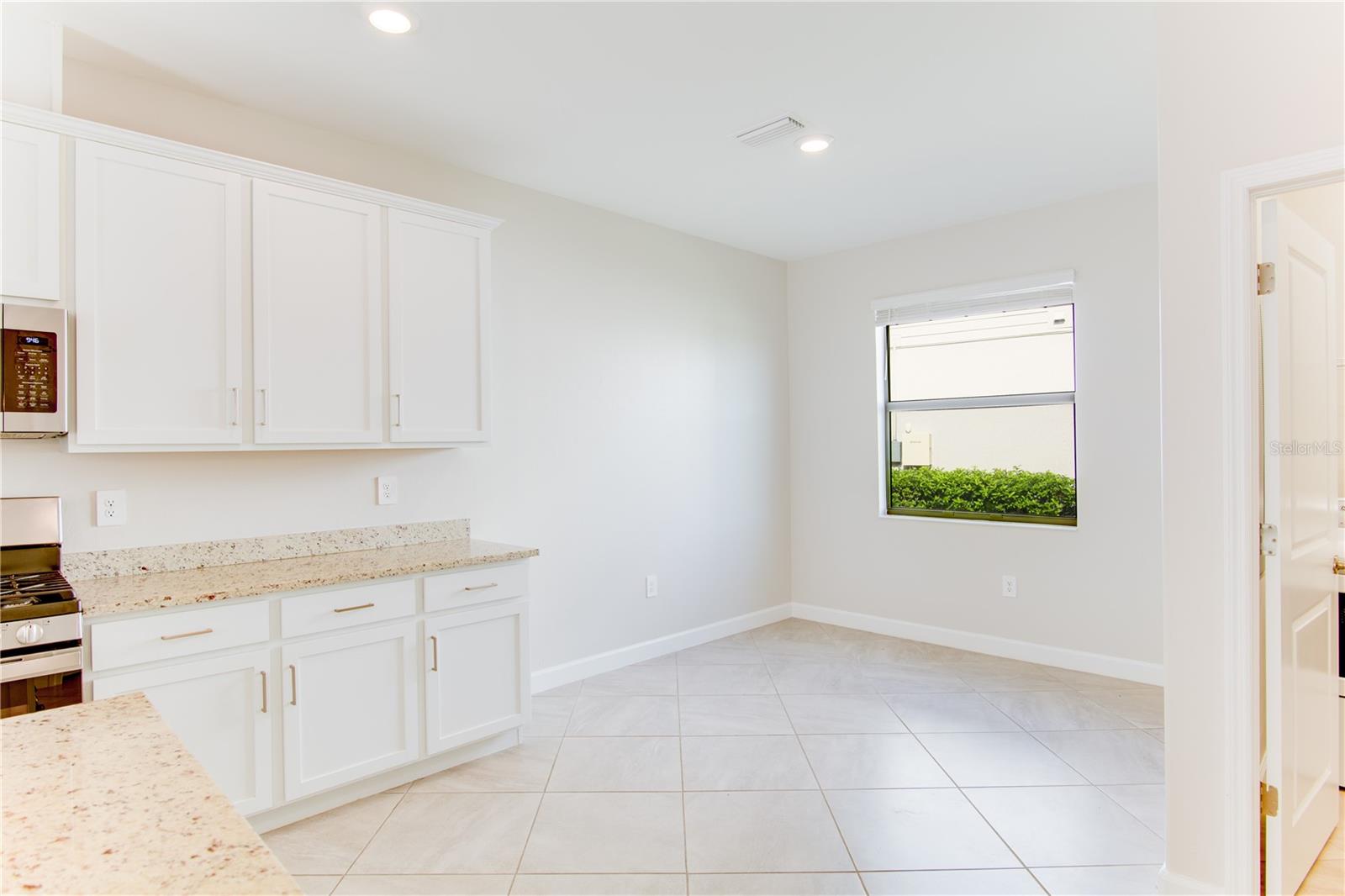 5040 SEAFOAM TRL, BRADENTON, FL, 34211
