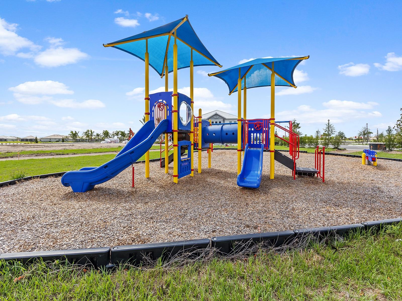 5040 SEAFOAM TRL, BRADENTON, FL, 34211