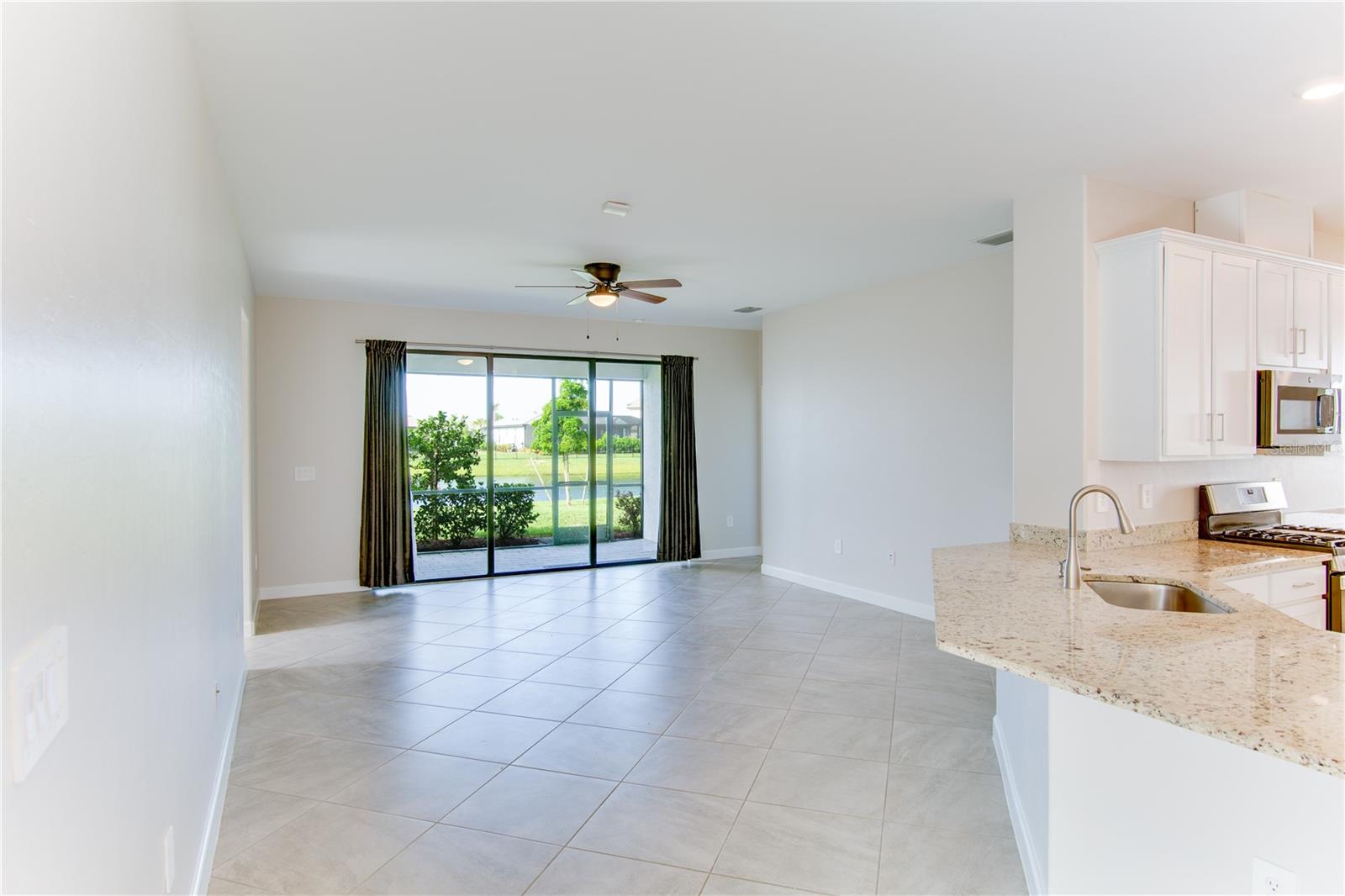 5040 SEAFOAM TRL, BRADENTON, FL, 34211