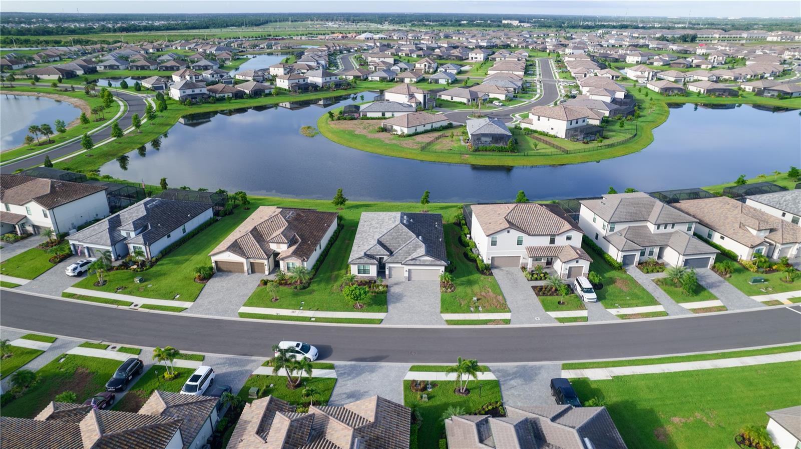 5040 SEAFOAM TRL, BRADENTON, FL, 34211