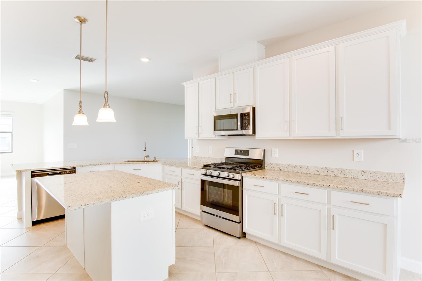 5040 SEAFOAM TRL, BRADENTON, FL, 34211