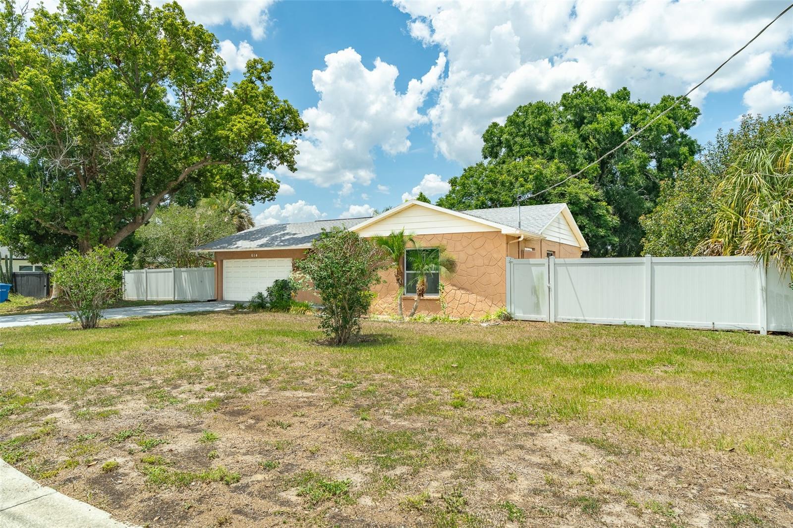 614 E WHEELER RD, SEFFNER, FL, 33584