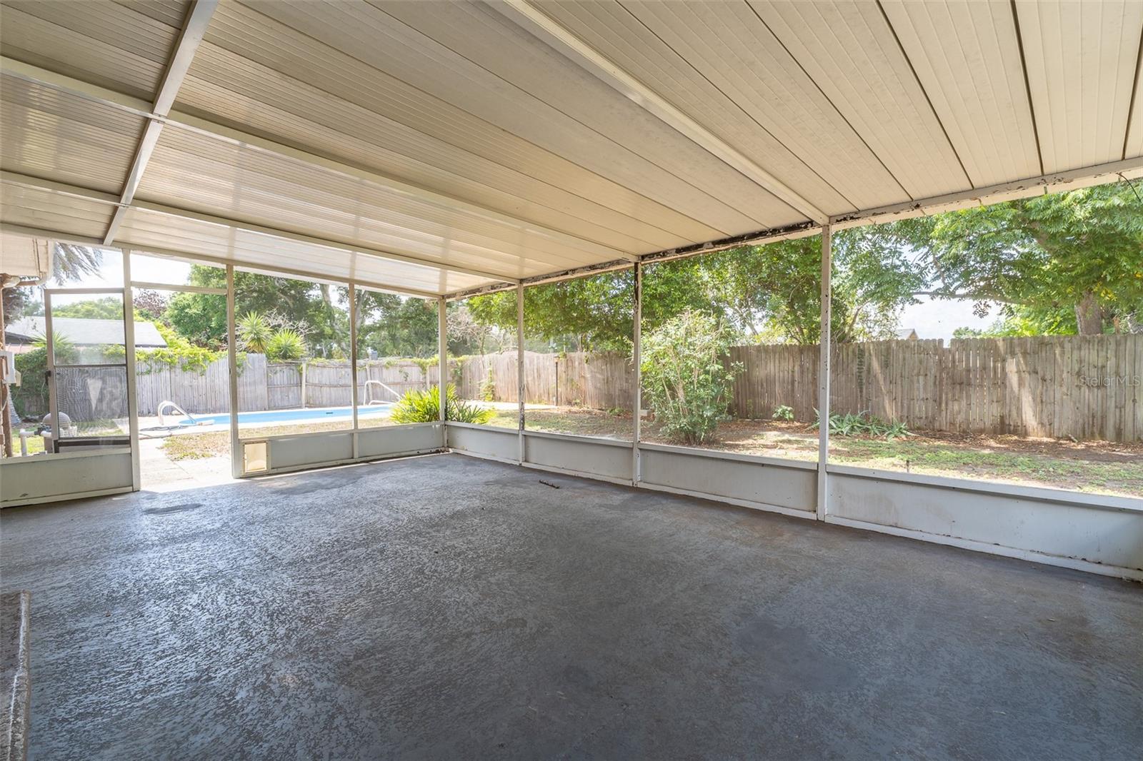 614 E WHEELER RD, SEFFNER, FL, 33584