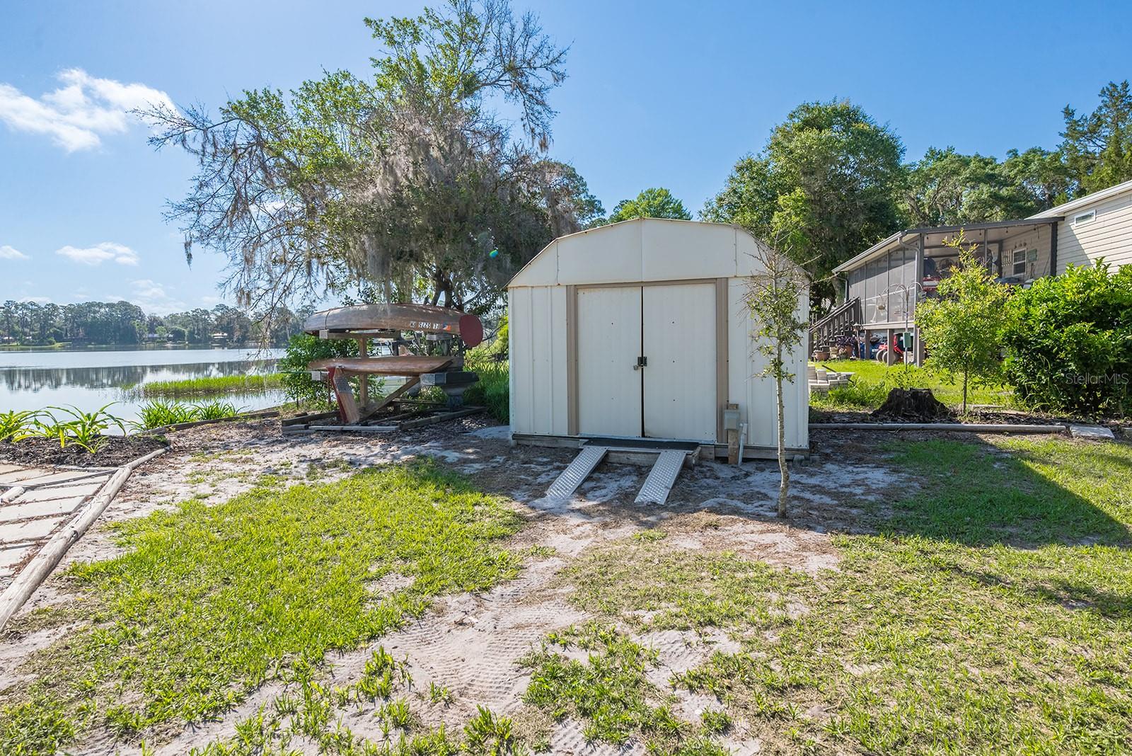 588 S COUNTY ROAD 21, HAWTHORNE, FL, 32640