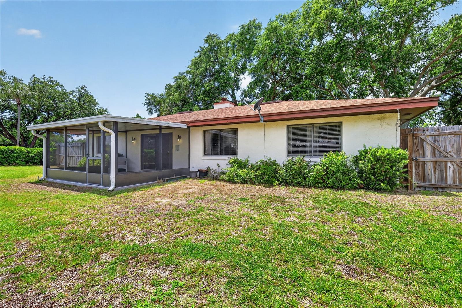 3001 STRATFORD LN, MOUNT DORA, FL, 32757
