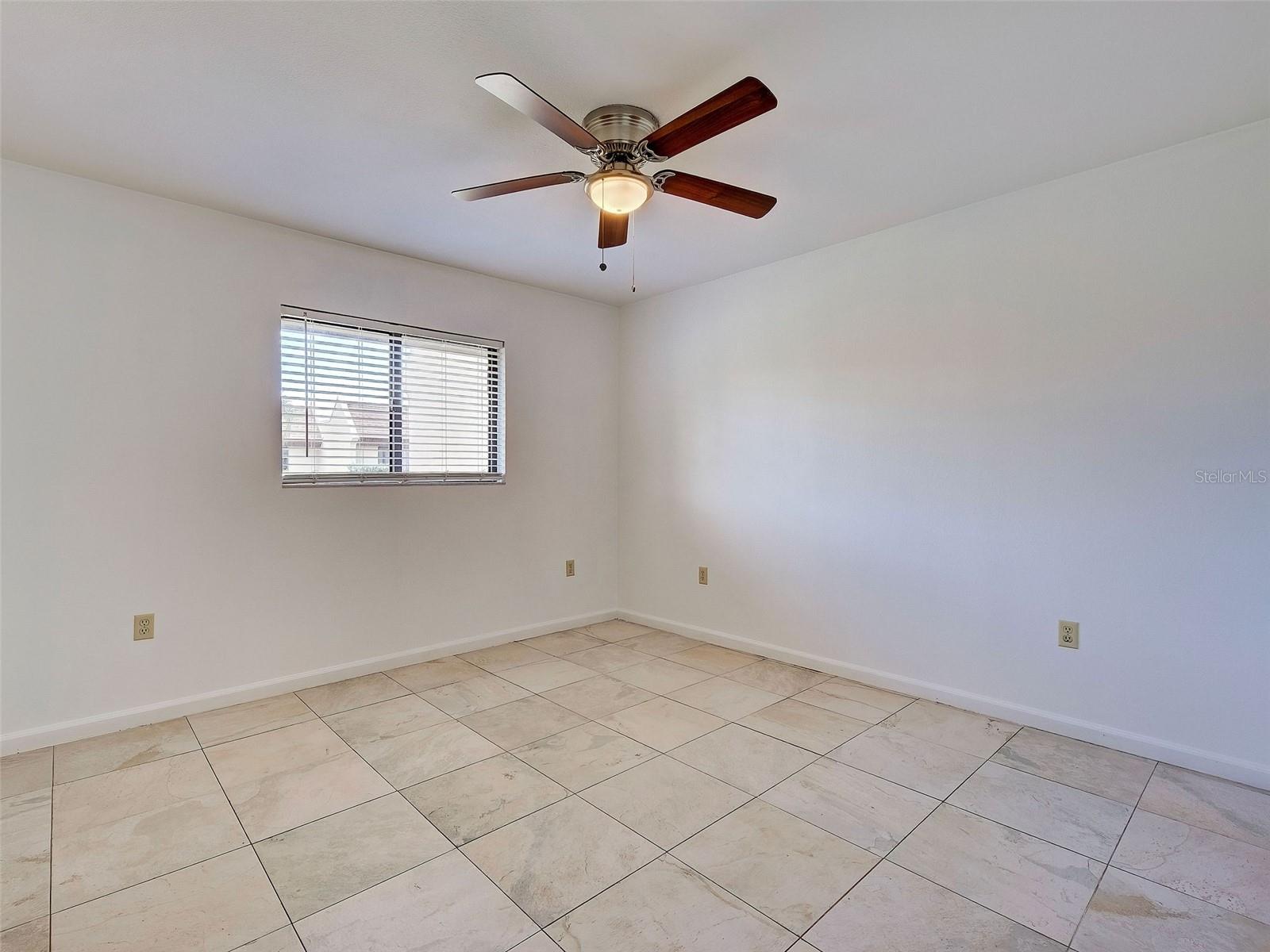 499 ALBEE FARM RD #V11, VENICE, FL, 34285