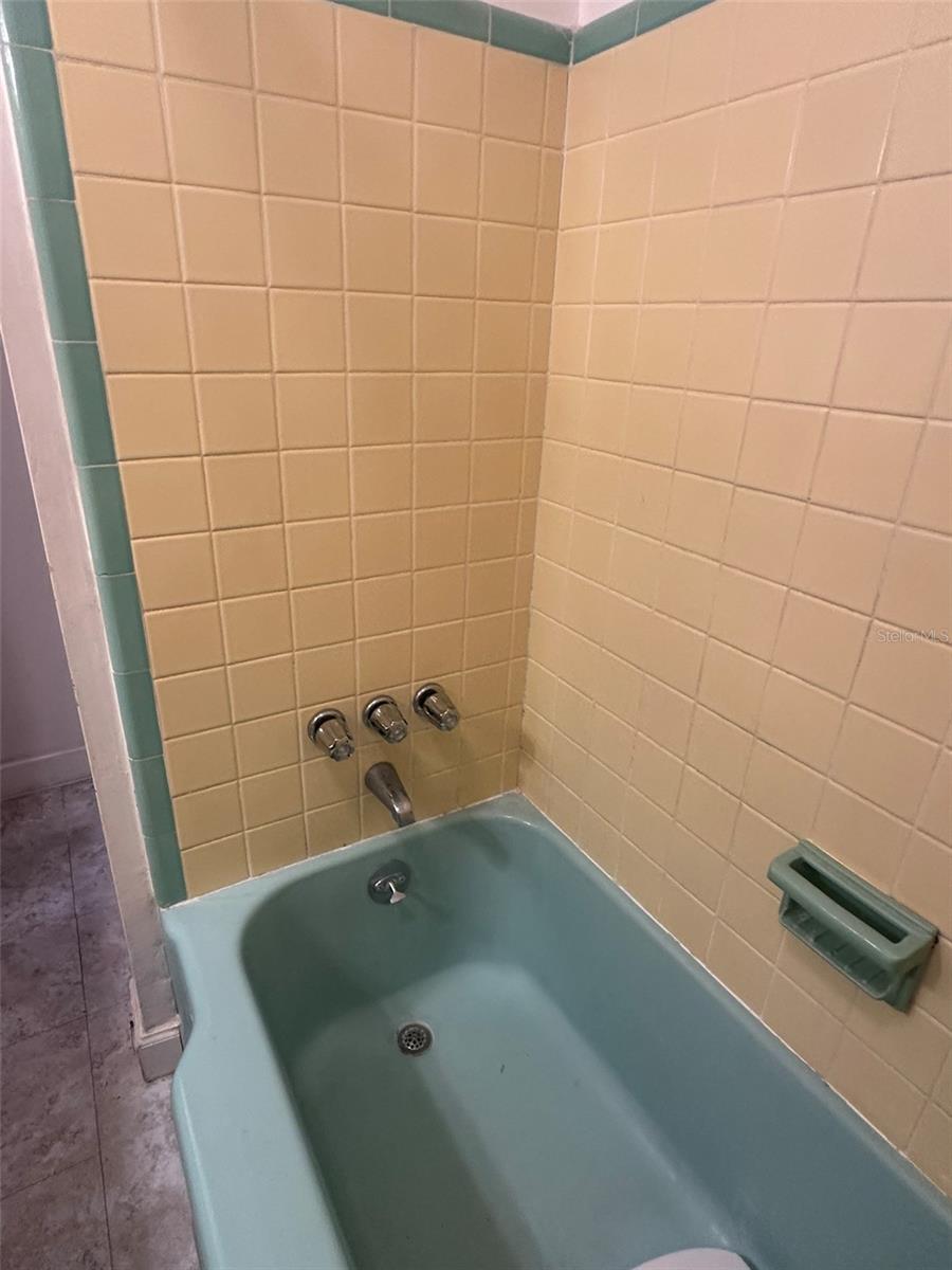 7326 11TH AVE N, ST PETERSBURG, FL, 33710