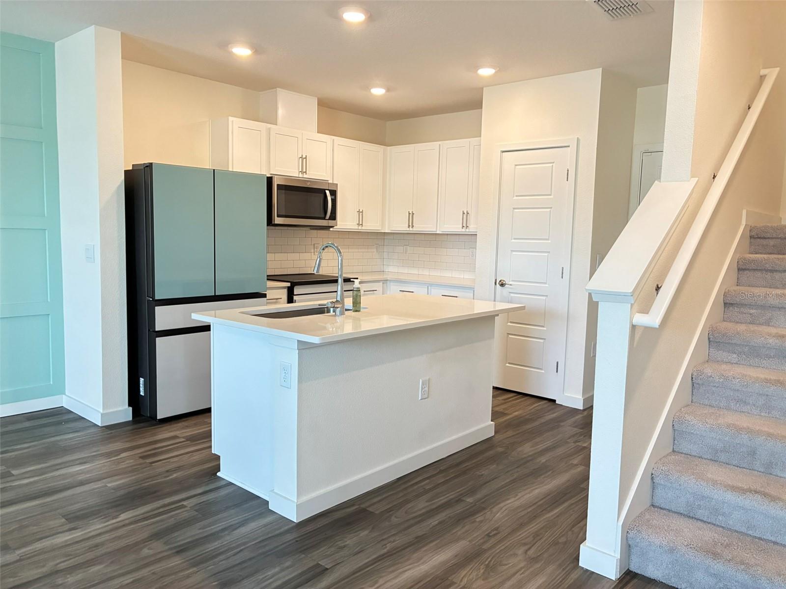 553 JOHN L MICA WAY, LONGWOOD, FL, 32750