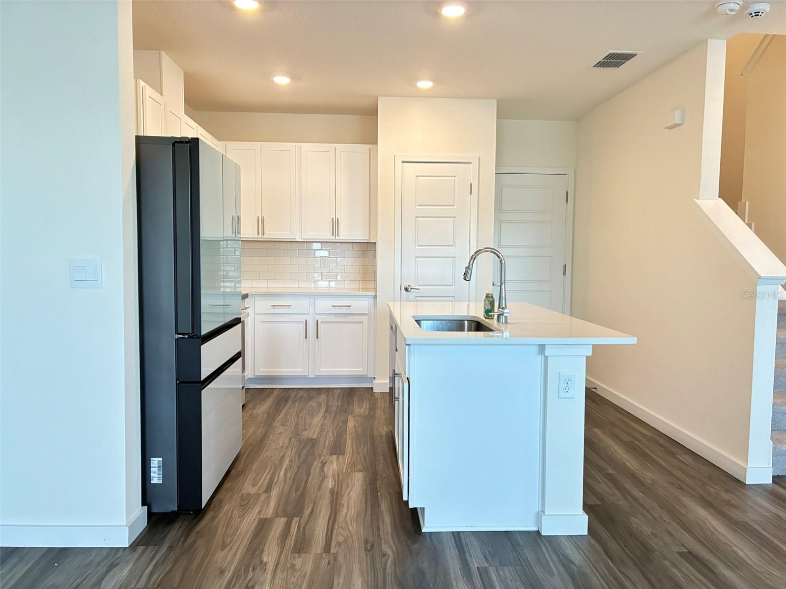553 JOHN L MICA WAY, LONGWOOD, FL, 32750