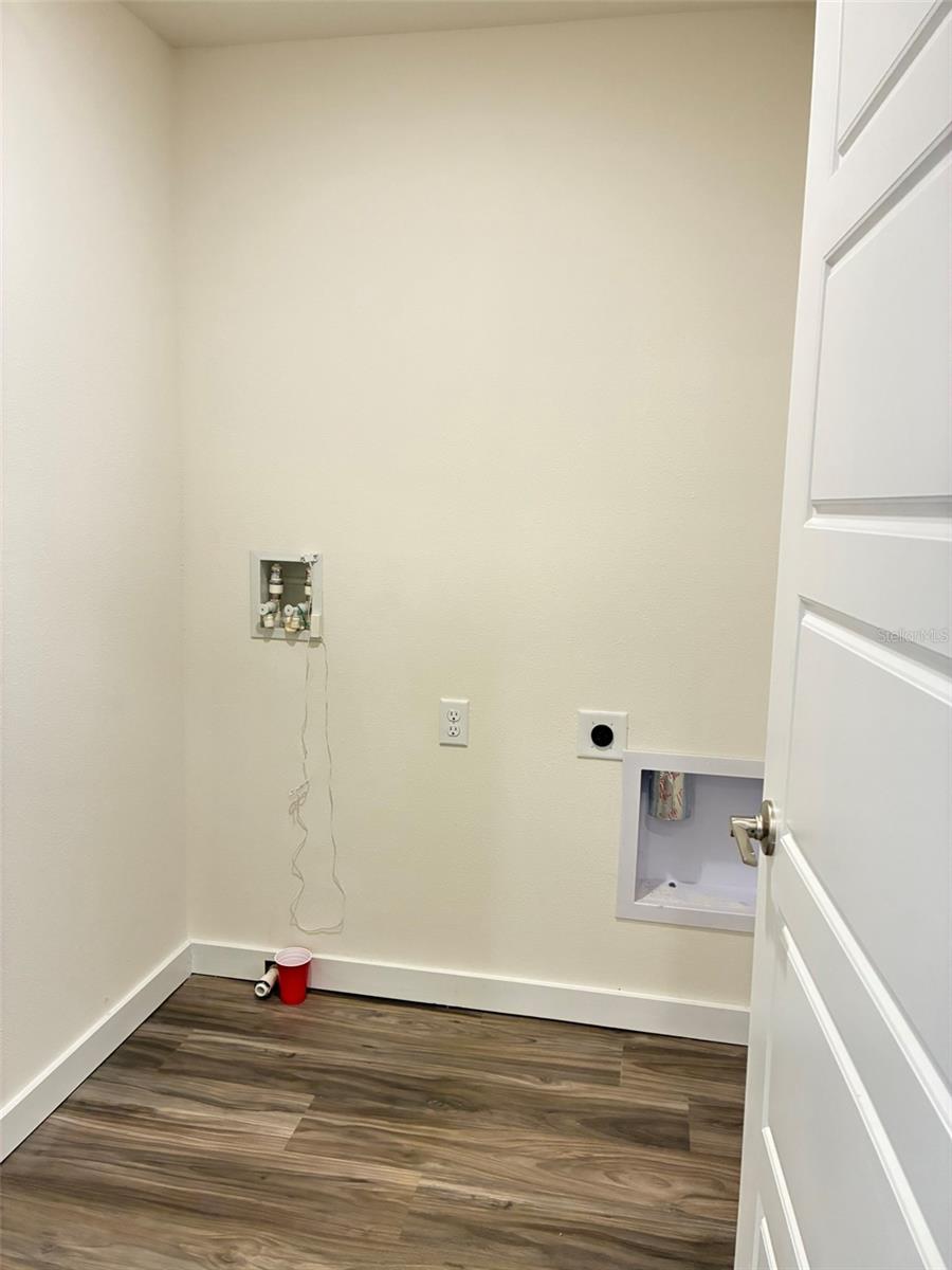 553 JOHN L MICA WAY, LONGWOOD, FL, 32750