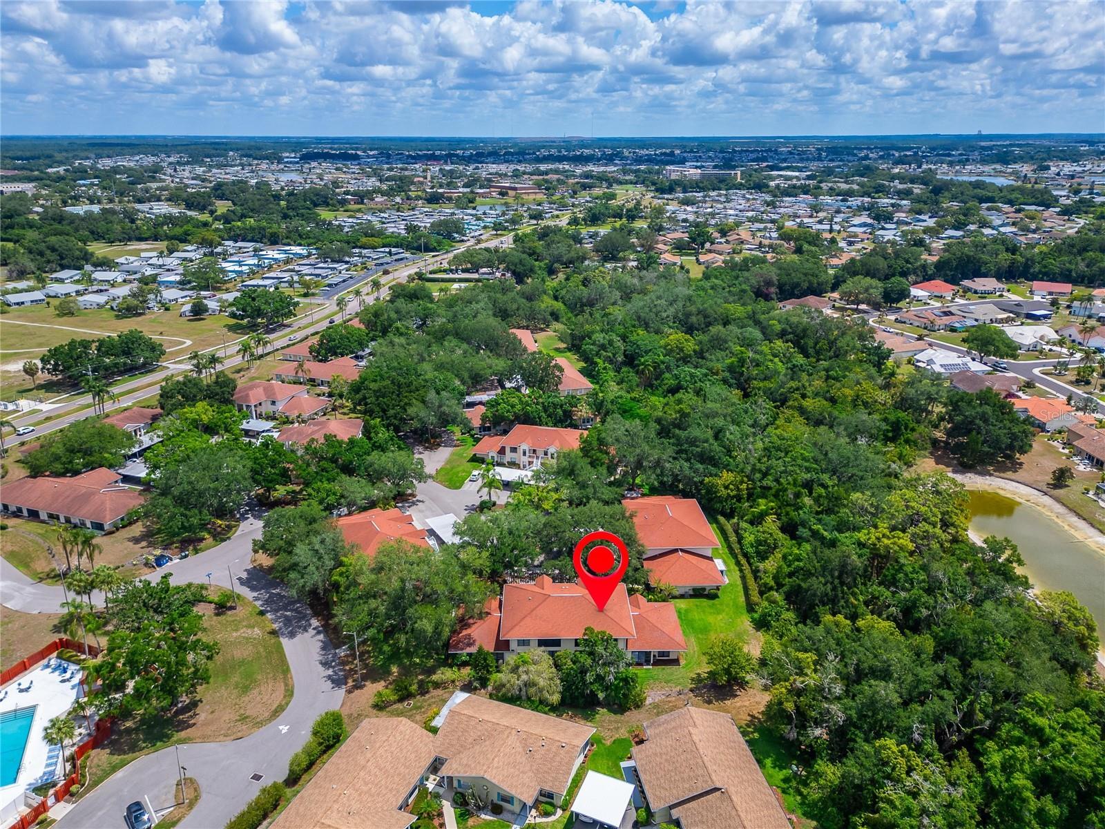 319 KNOTTWOOD CT #2, SUN CITY CENTER, FL, 33573