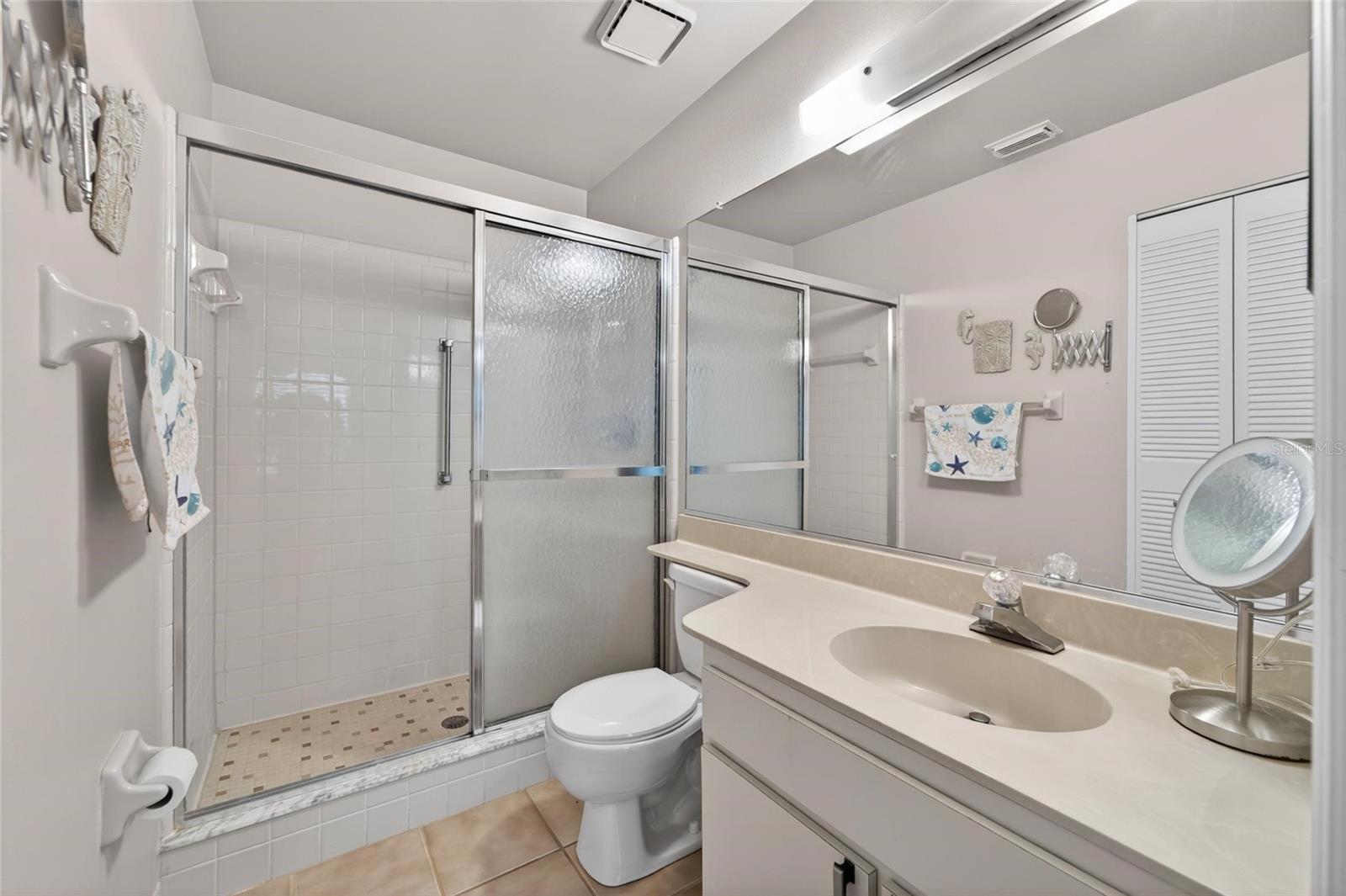 319 KNOTTWOOD CT #2, SUN CITY CENTER, FL, 33573
