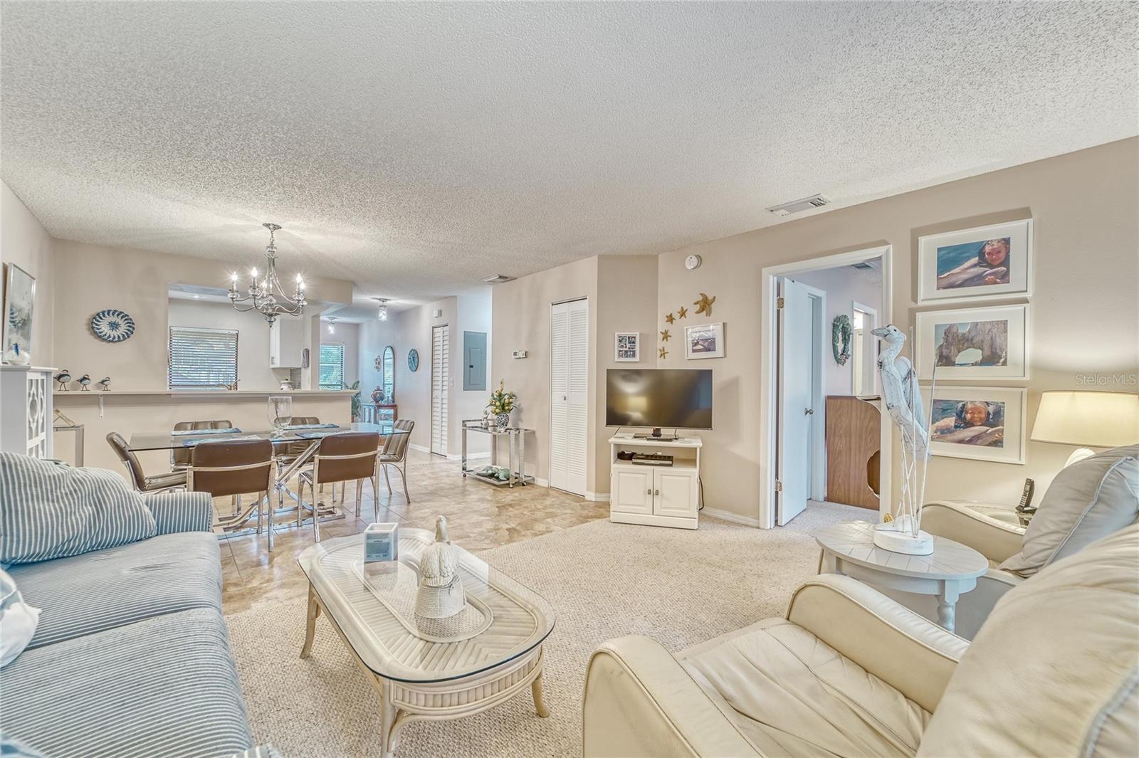 319 KNOTTWOOD CT #2, SUN CITY CENTER, FL, 33573
