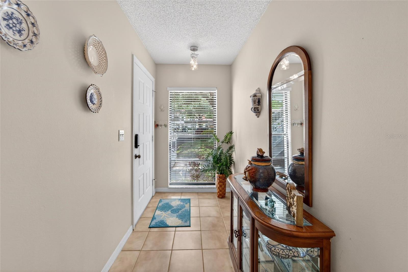 319 KNOTTWOOD CT #2, SUN CITY CENTER, FL, 33573