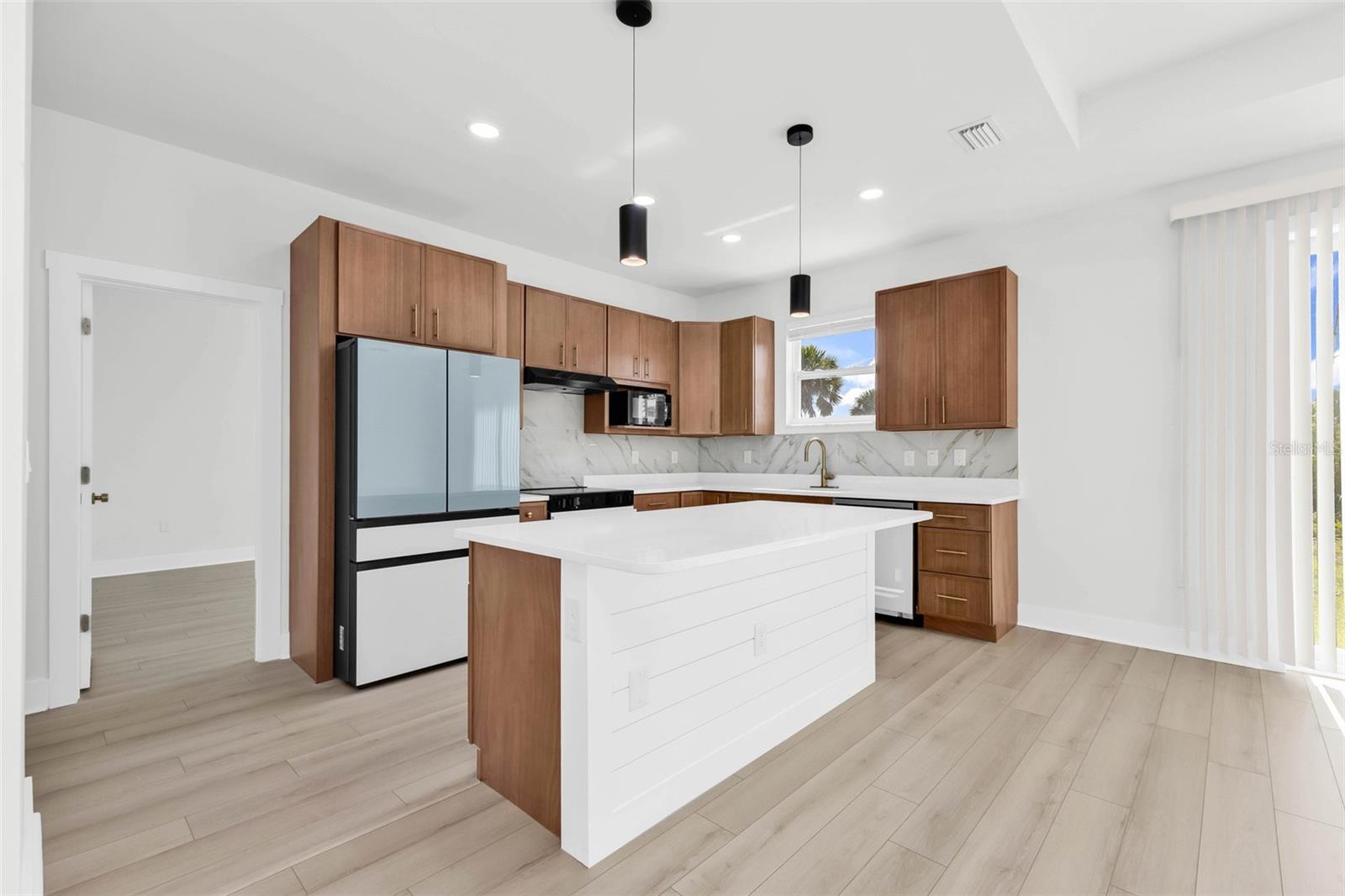 5 MATE DR, PLACIDA, FL, 33946