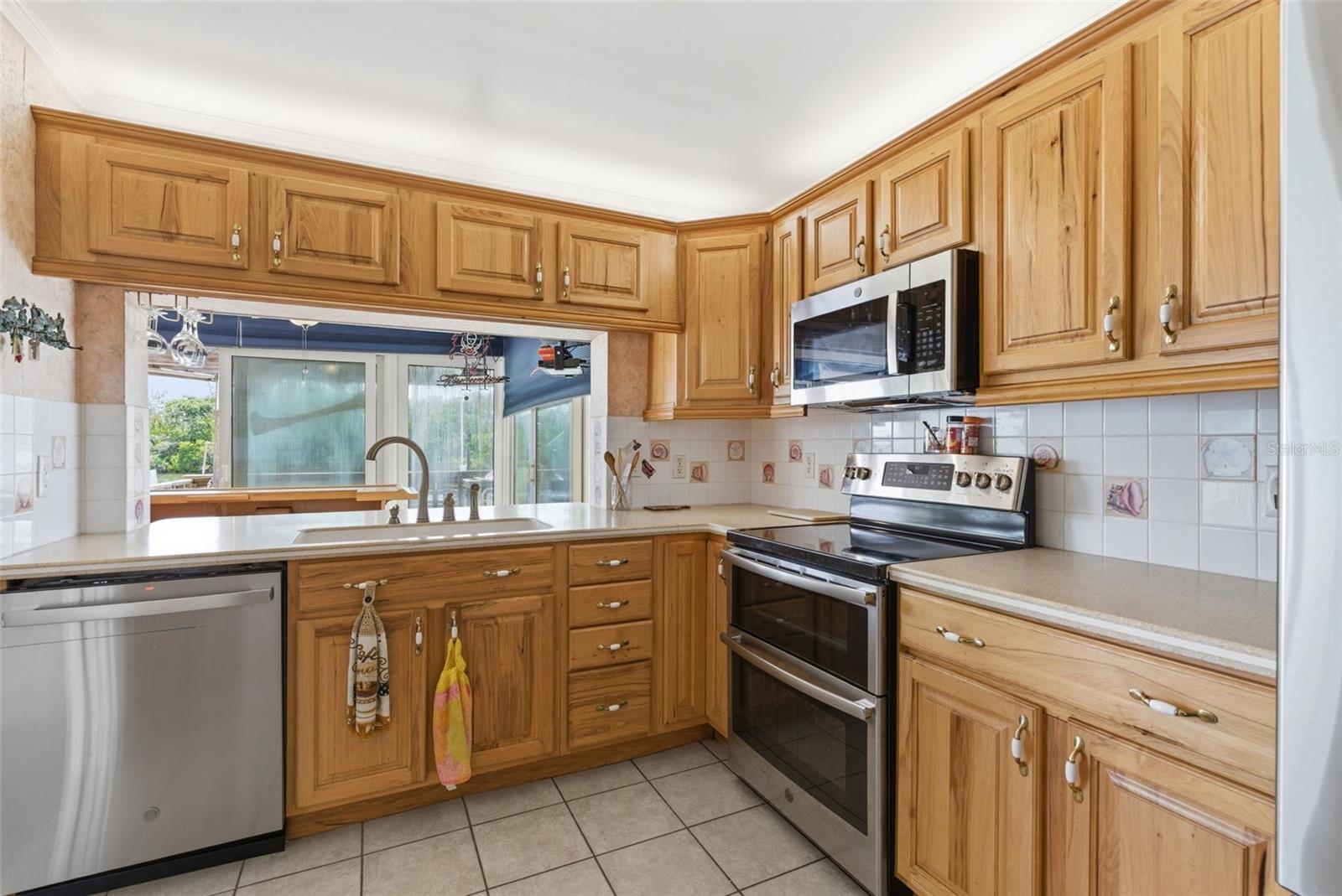 1421 SEA GULL DR S, ST PETERSBURG, FL, 33707