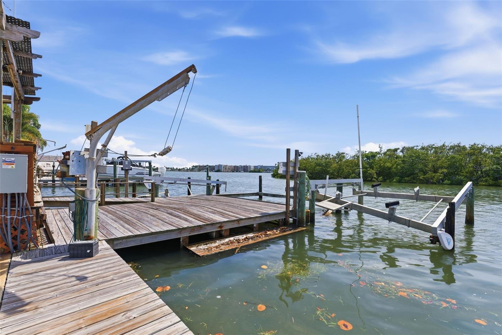 1421 SEA GULL DR S, ST PETERSBURG, FL, 33707