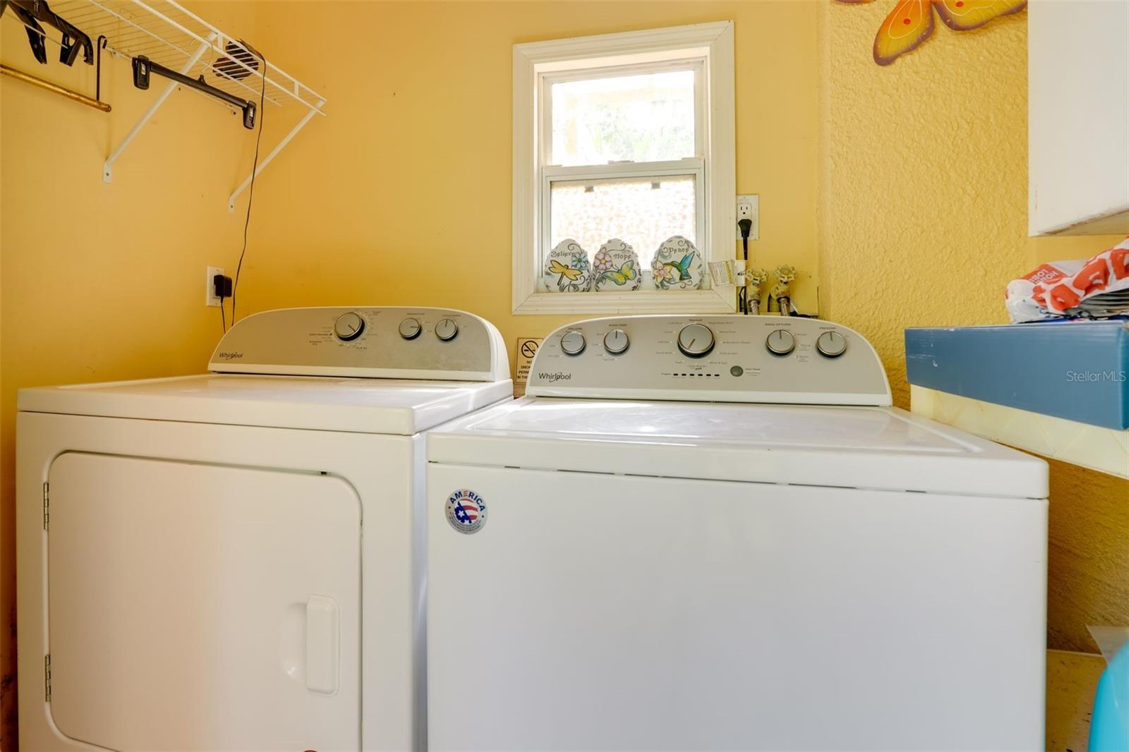 2390 SHERIDAN RD, MOUNT DORA, FL, 32757