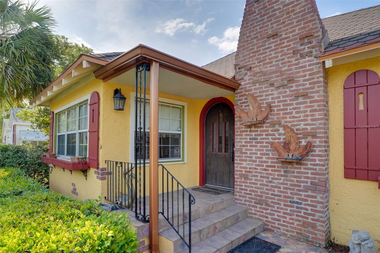 2390 SHERIDAN RD, MOUNT DORA, FL, 32757