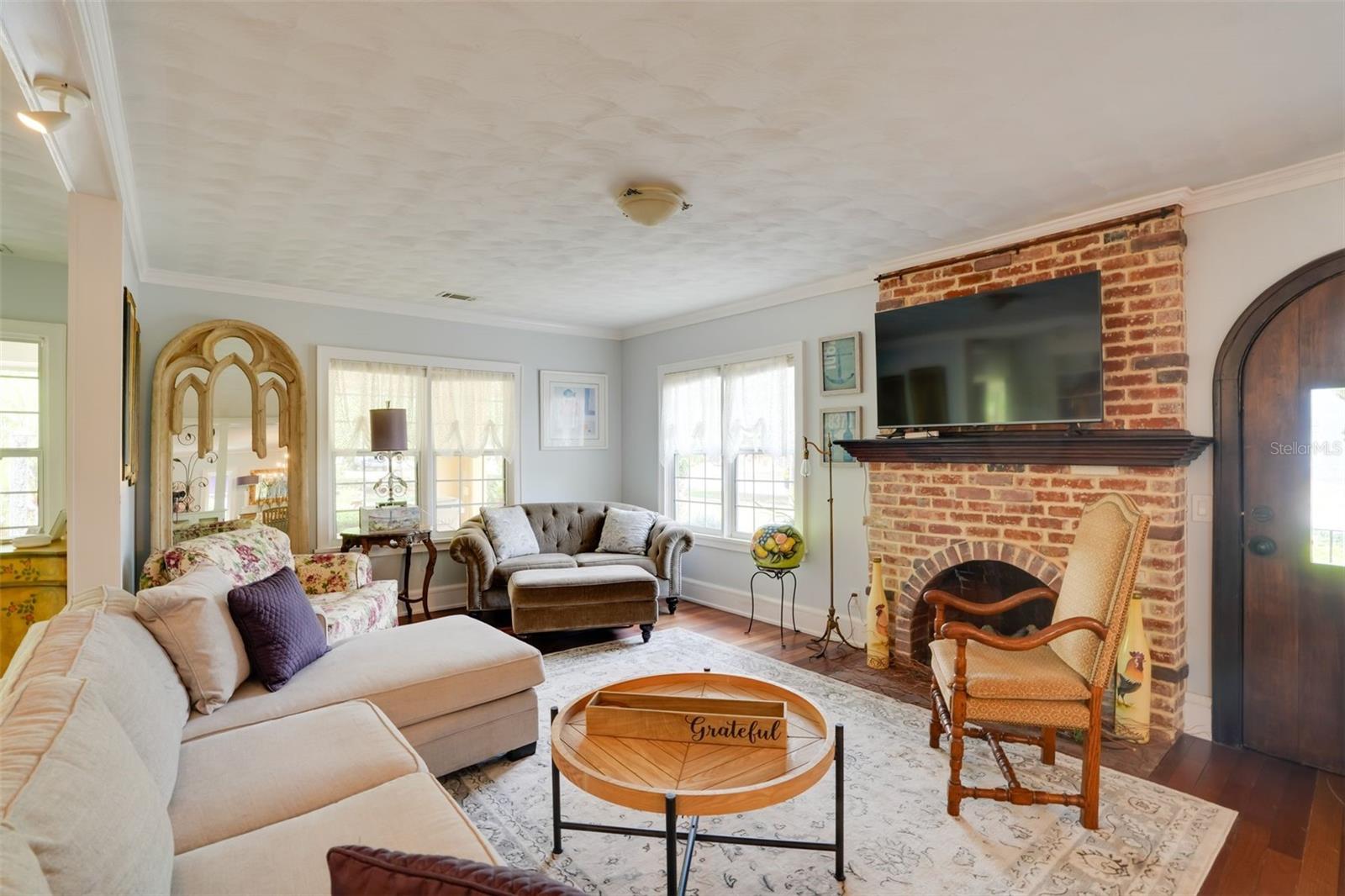 2390 SHERIDAN RD, MOUNT DORA, FL, 32757