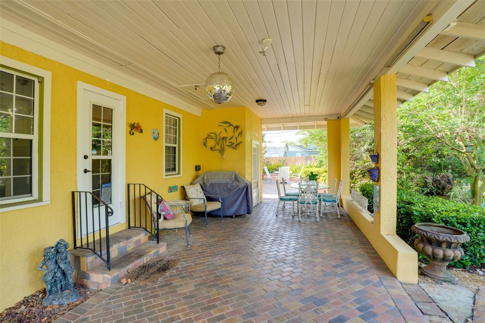 2390 SHERIDAN RD, MOUNT DORA, FL, 32757