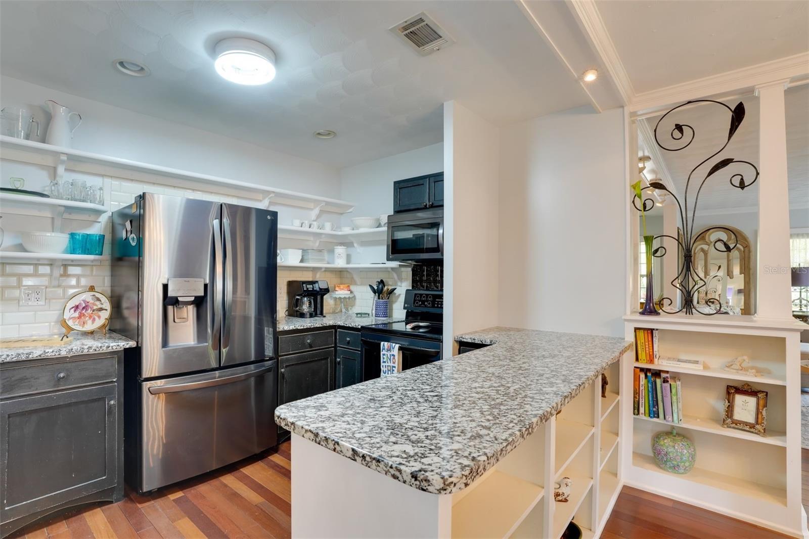 2390 SHERIDAN RD, MOUNT DORA, FL, 32757