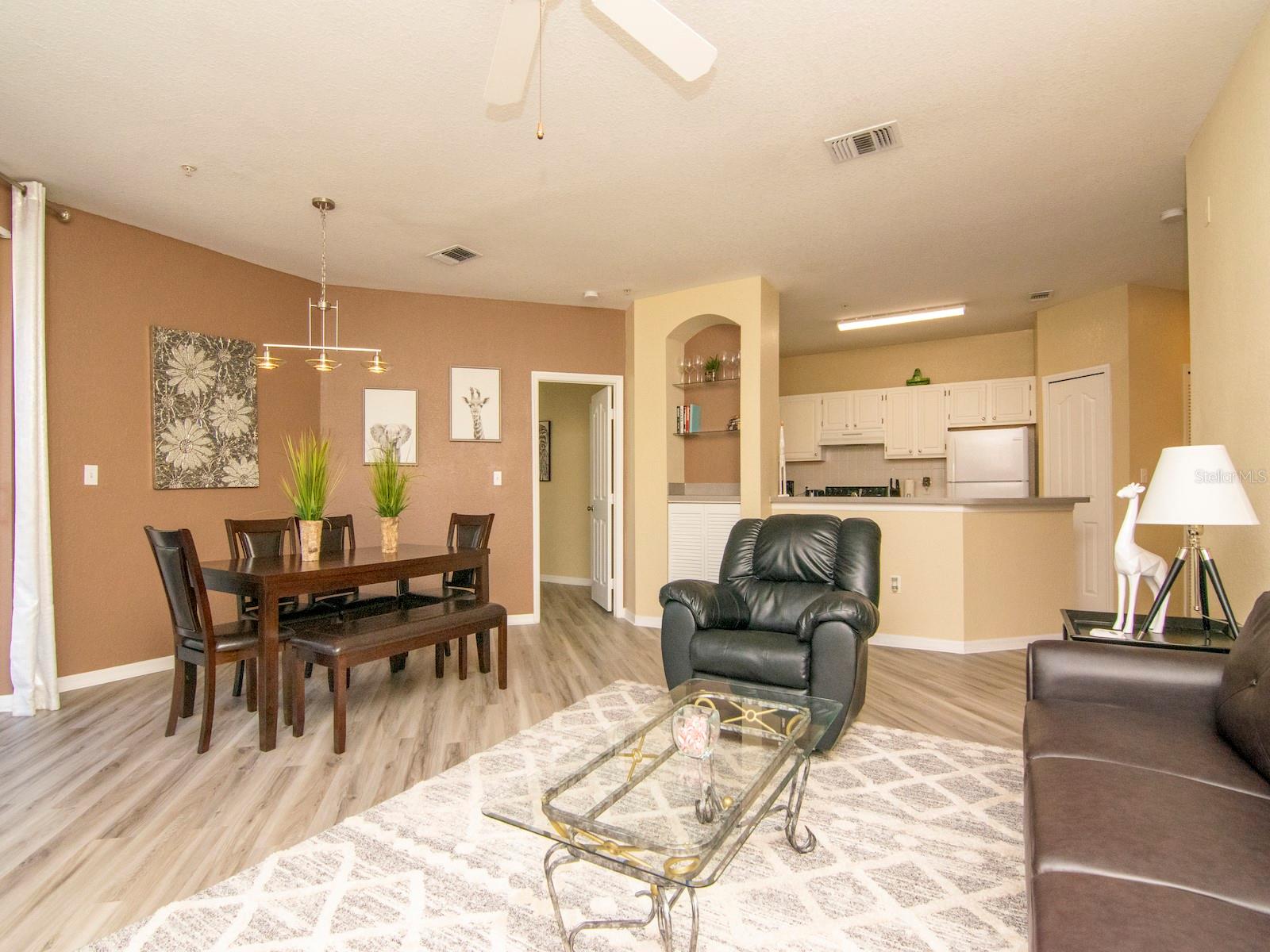 5815 LEGACY CRESCENT PL #202, RIVERVIEW, FL, 33578