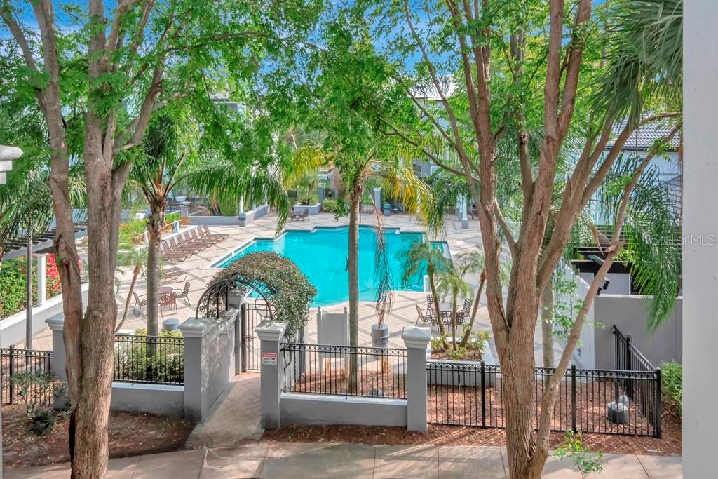 5815 LEGACY CRESCENT PL #202, RIVERVIEW, FL, 33578