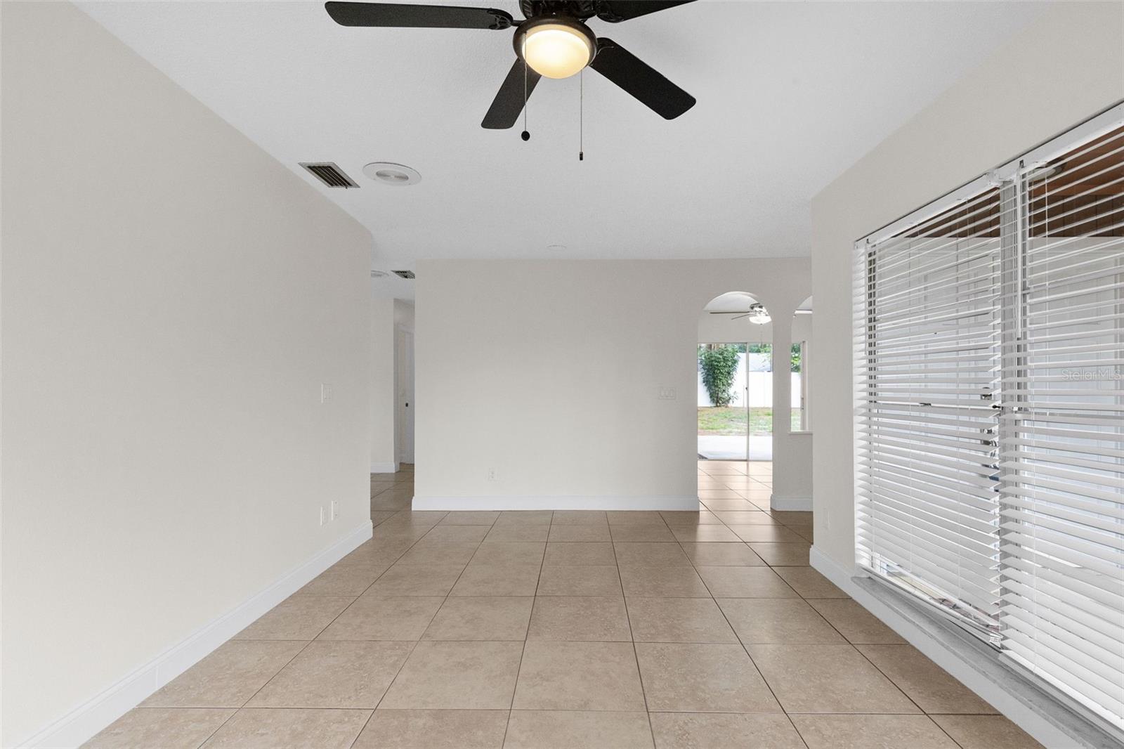 7516 ARMAND CIR, TAMPA, FL, 33634