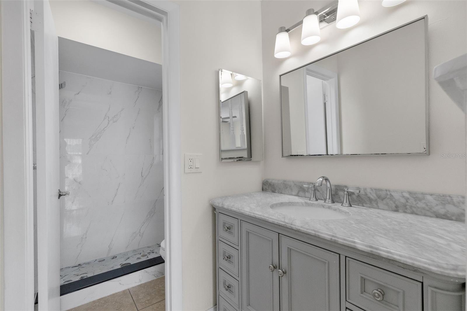 7516 ARMAND CIR, TAMPA, FL, 33634