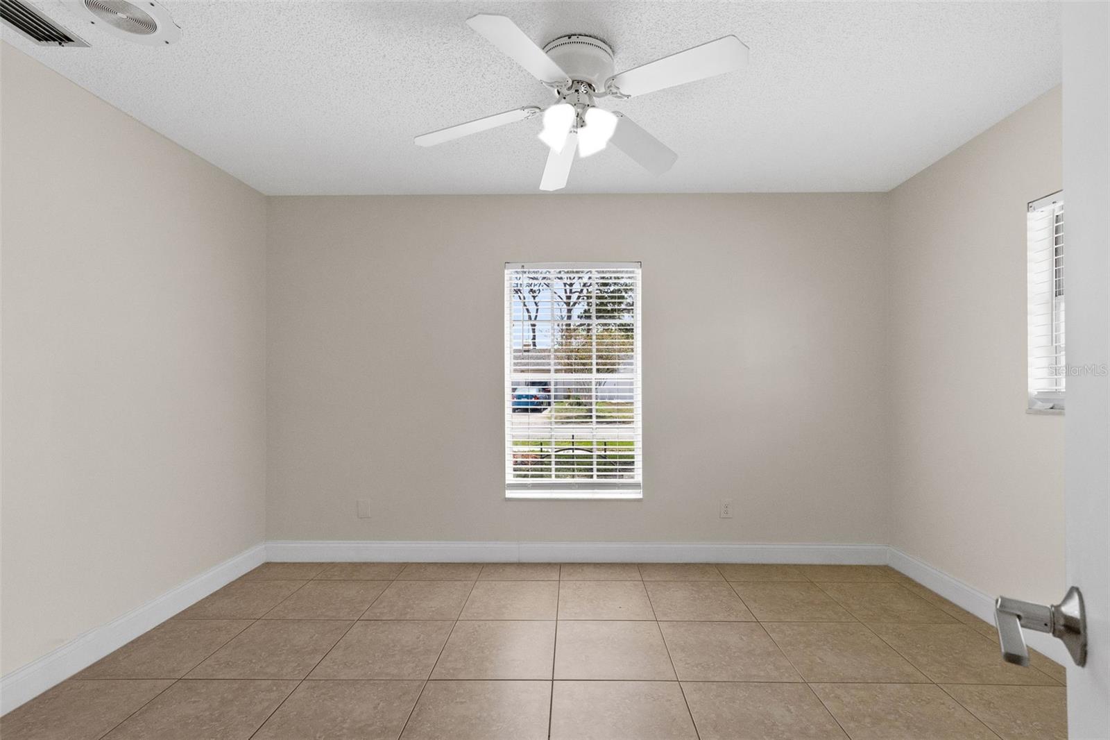 7516 ARMAND CIR, TAMPA, FL, 33634