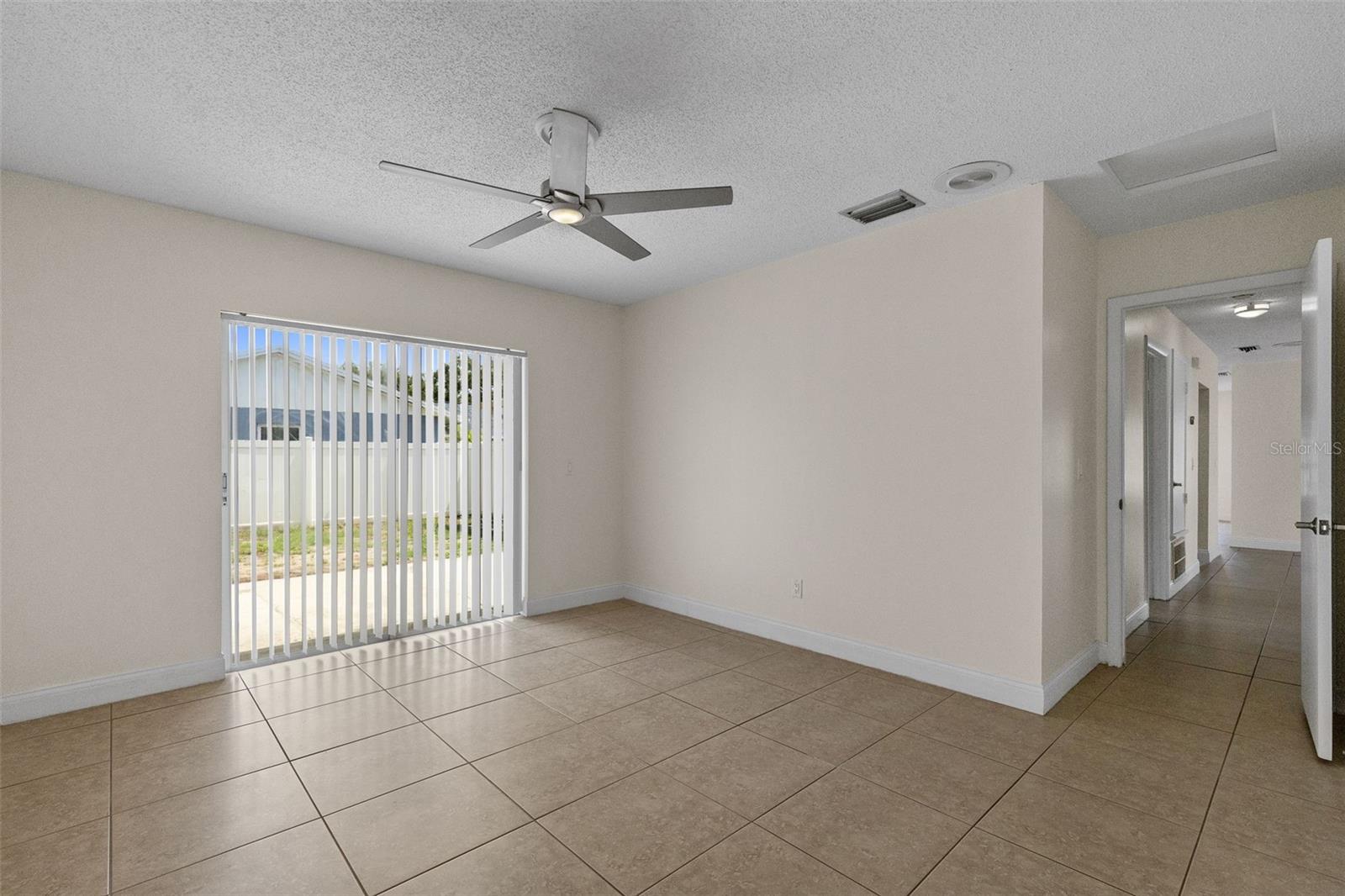 7516 ARMAND CIR, TAMPA, FL, 33634