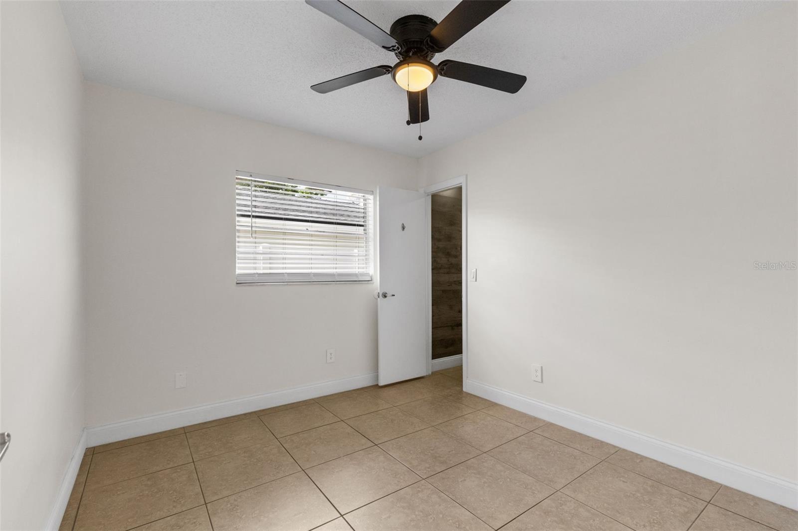 7516 ARMAND CIR, TAMPA, FL, 33634