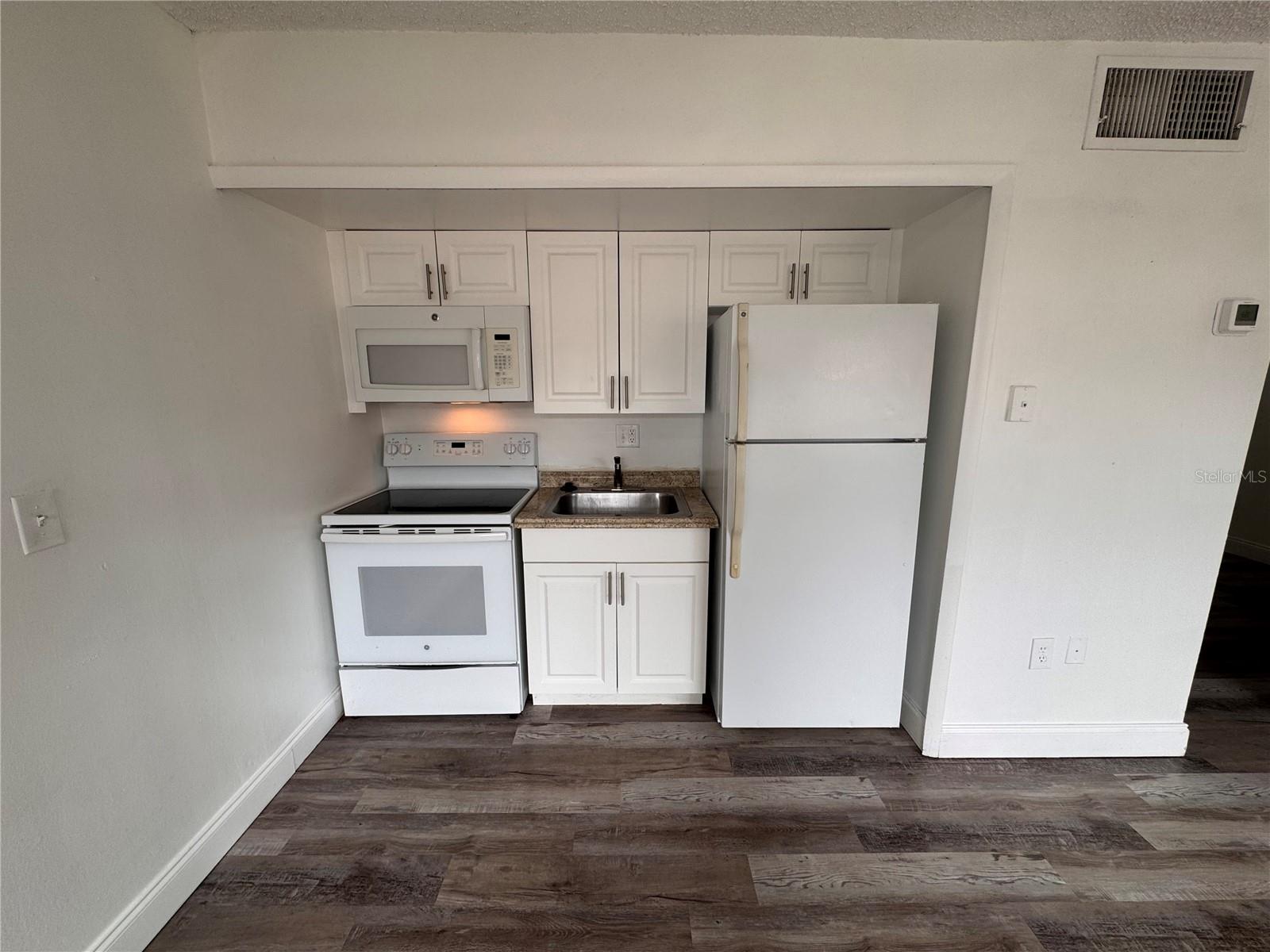 5317 CURRY FORD RD #O201, ORLANDO, FL, 32812