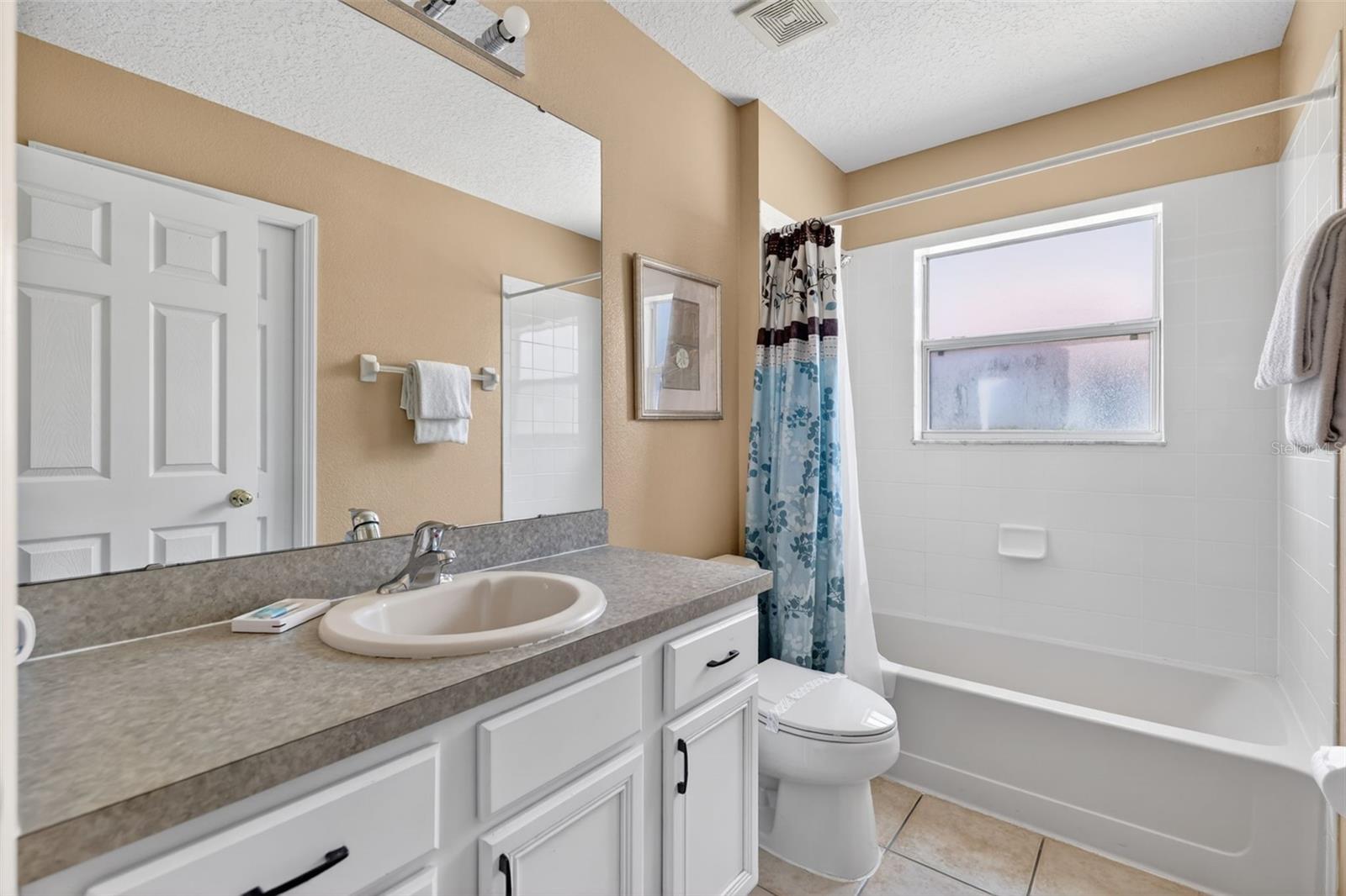 130 SARAGOSSA AVE, DAVENPORT, FL, 33897