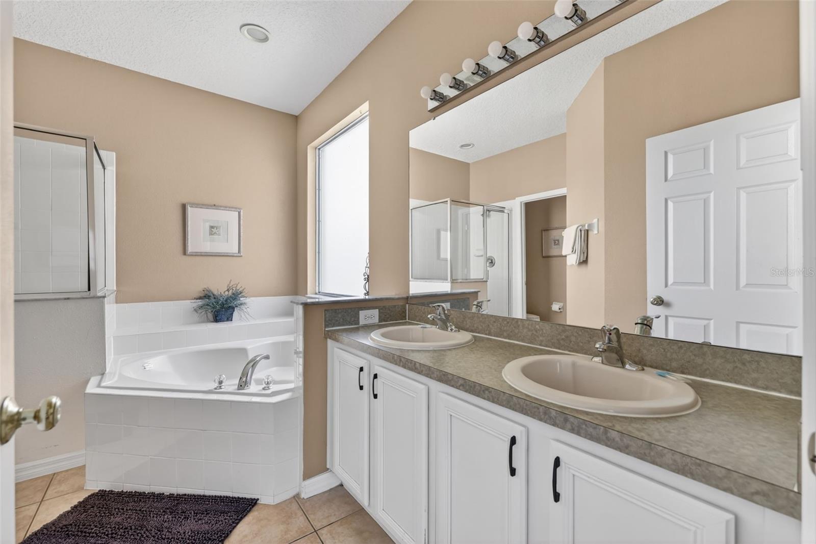 130 SARAGOSSA AVE, DAVENPORT, FL, 33897