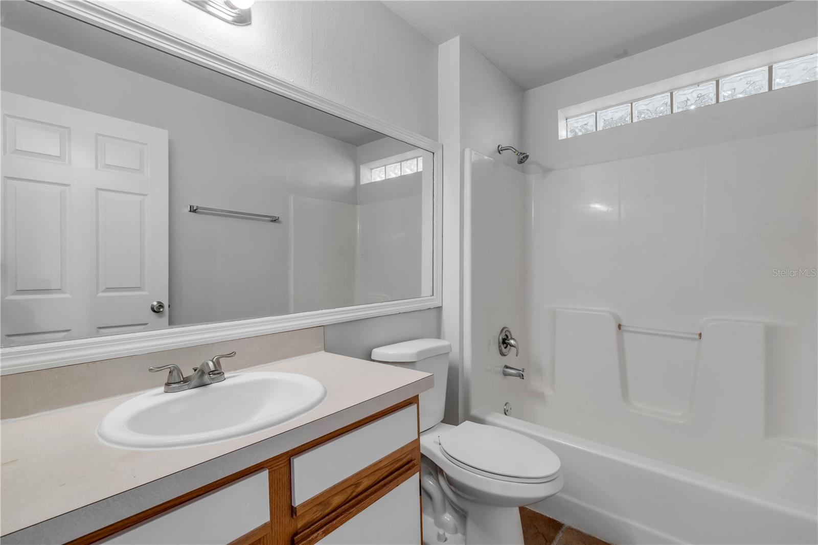 5546 REGAL OAK CIR, ORLANDO, FL, 32810