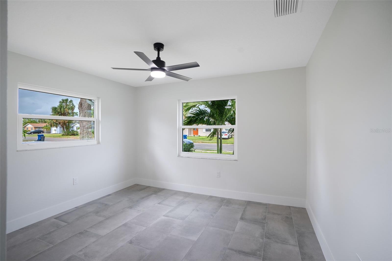 5528 BRIARCLIFF DR, SARASOTA, FL, 34232
