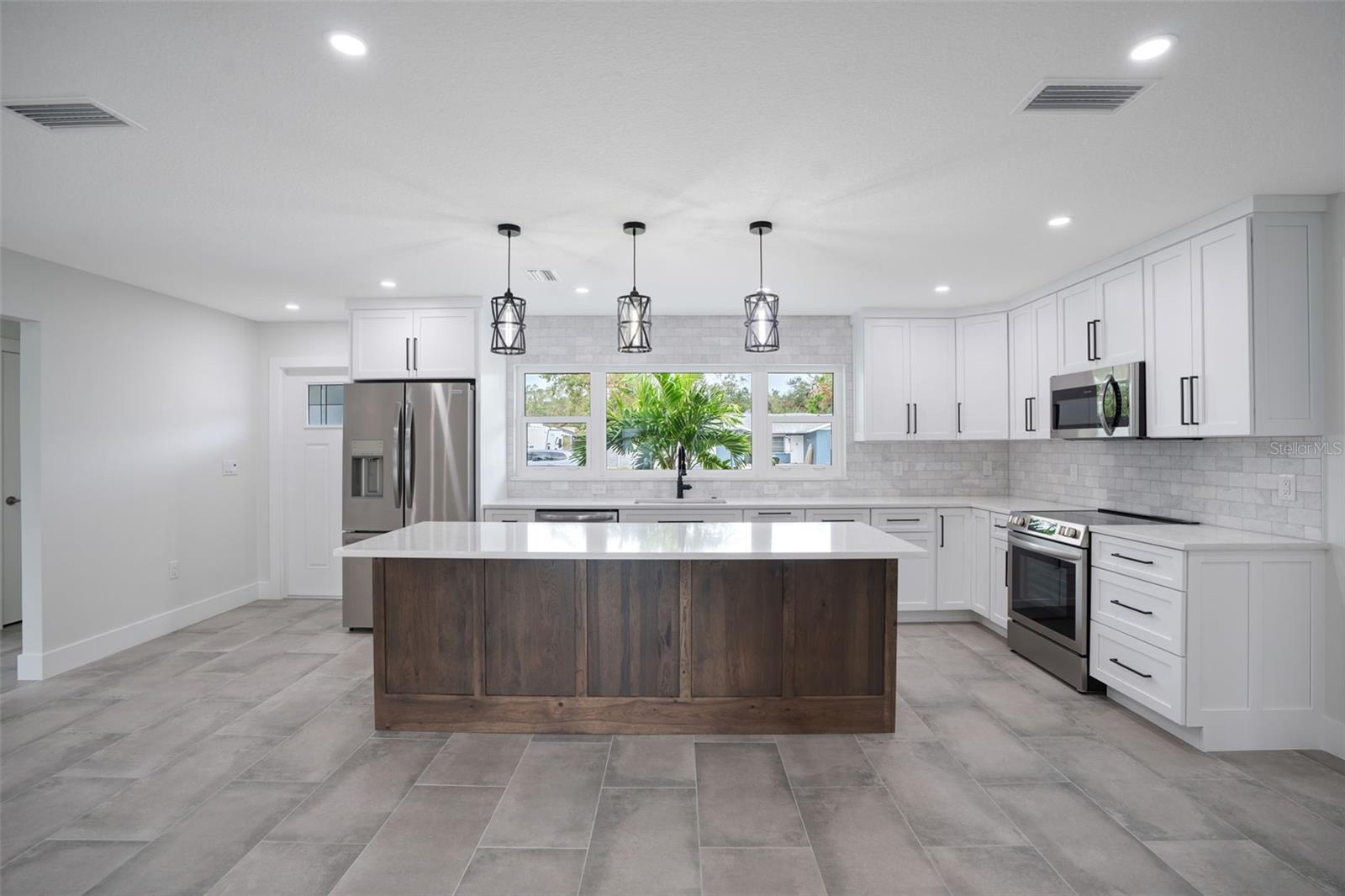 5528 BRIARCLIFF DR, SARASOTA, FL, 34232