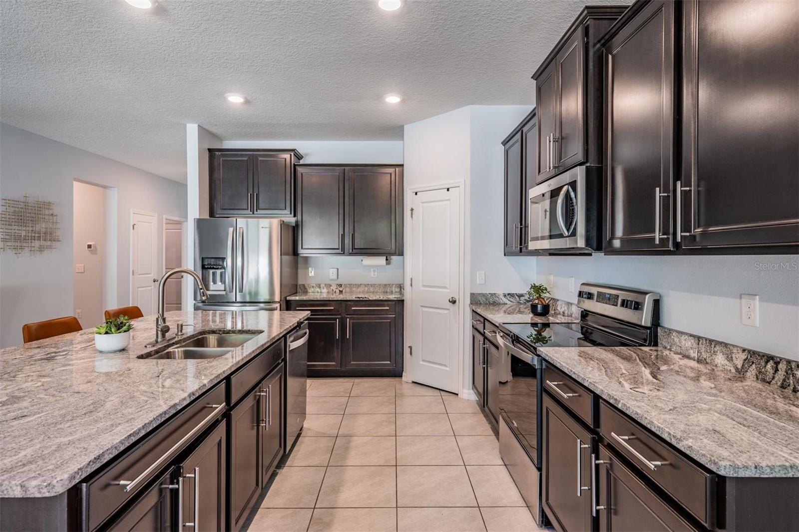 16619 GOOSE RIBBON PL, WIMAUMA, FL, 33598